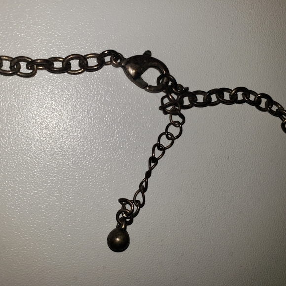 Vintage butterfly necklace - Picture 4 of 10